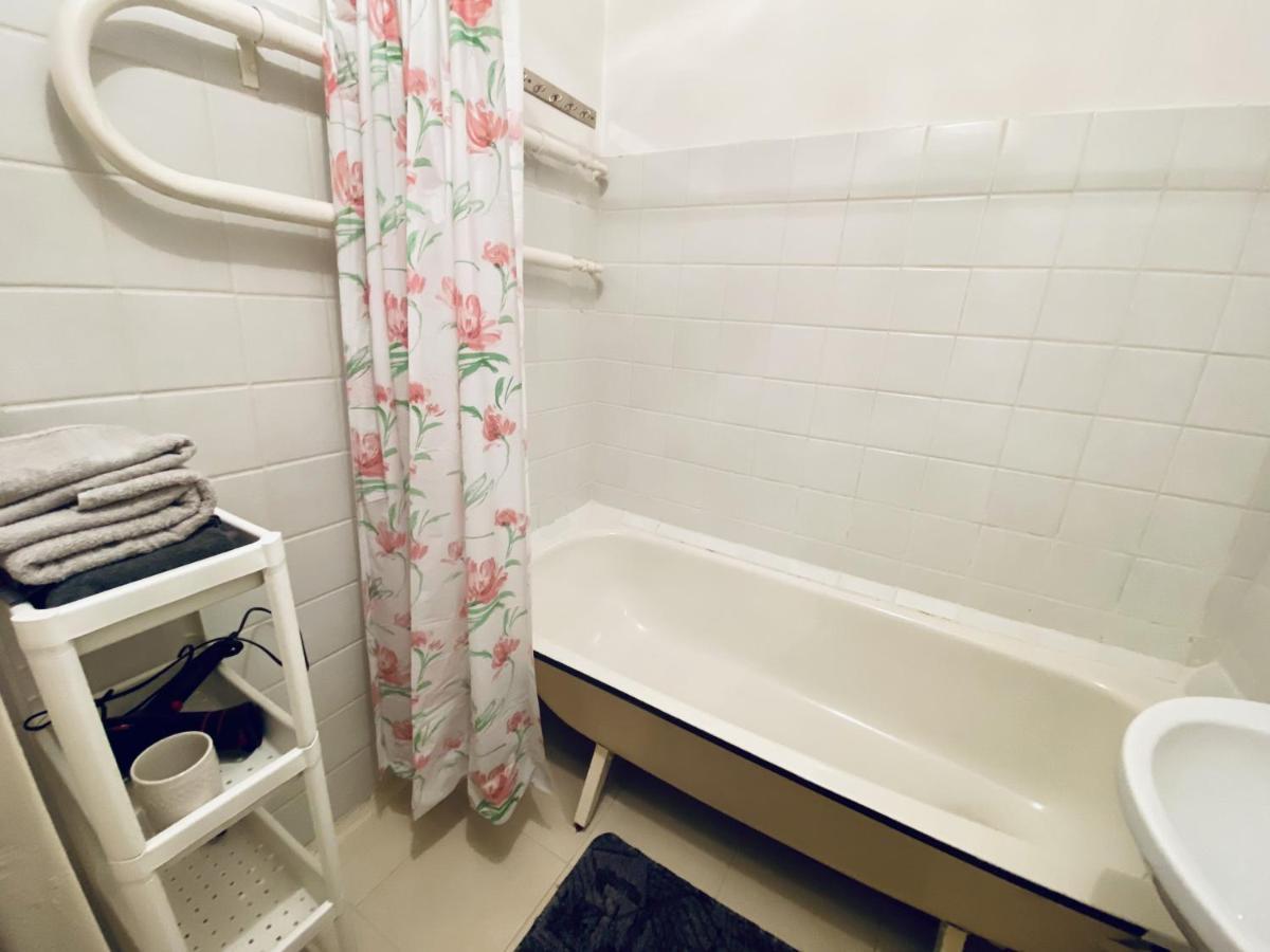 Spacious 3-Room Apartment & Parking Ryga Zewnętrze zdjęcie