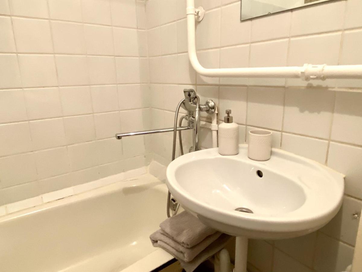Spacious 3-Room Apartment & Parking Ryga Zewnętrze zdjęcie